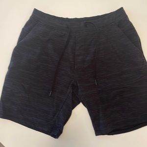 Lululemon City Sweat short 9” Size Large